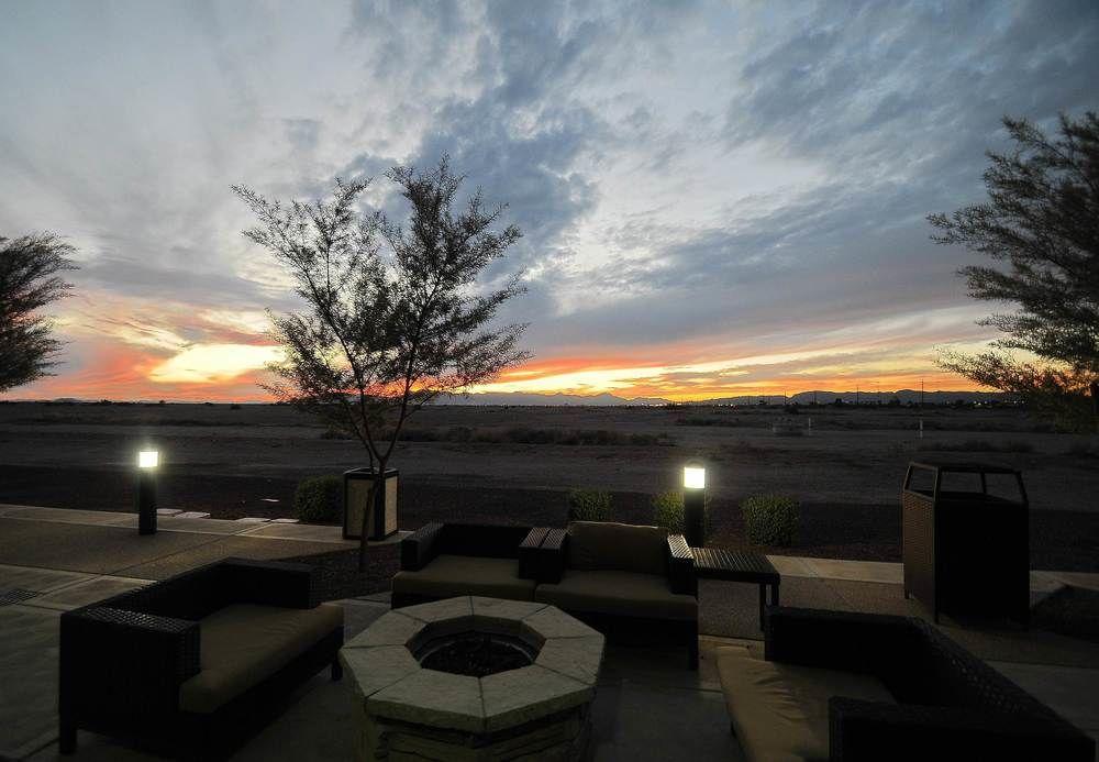 Courtyard Phoenix Chandler/Fashion Center Экстерьер фото