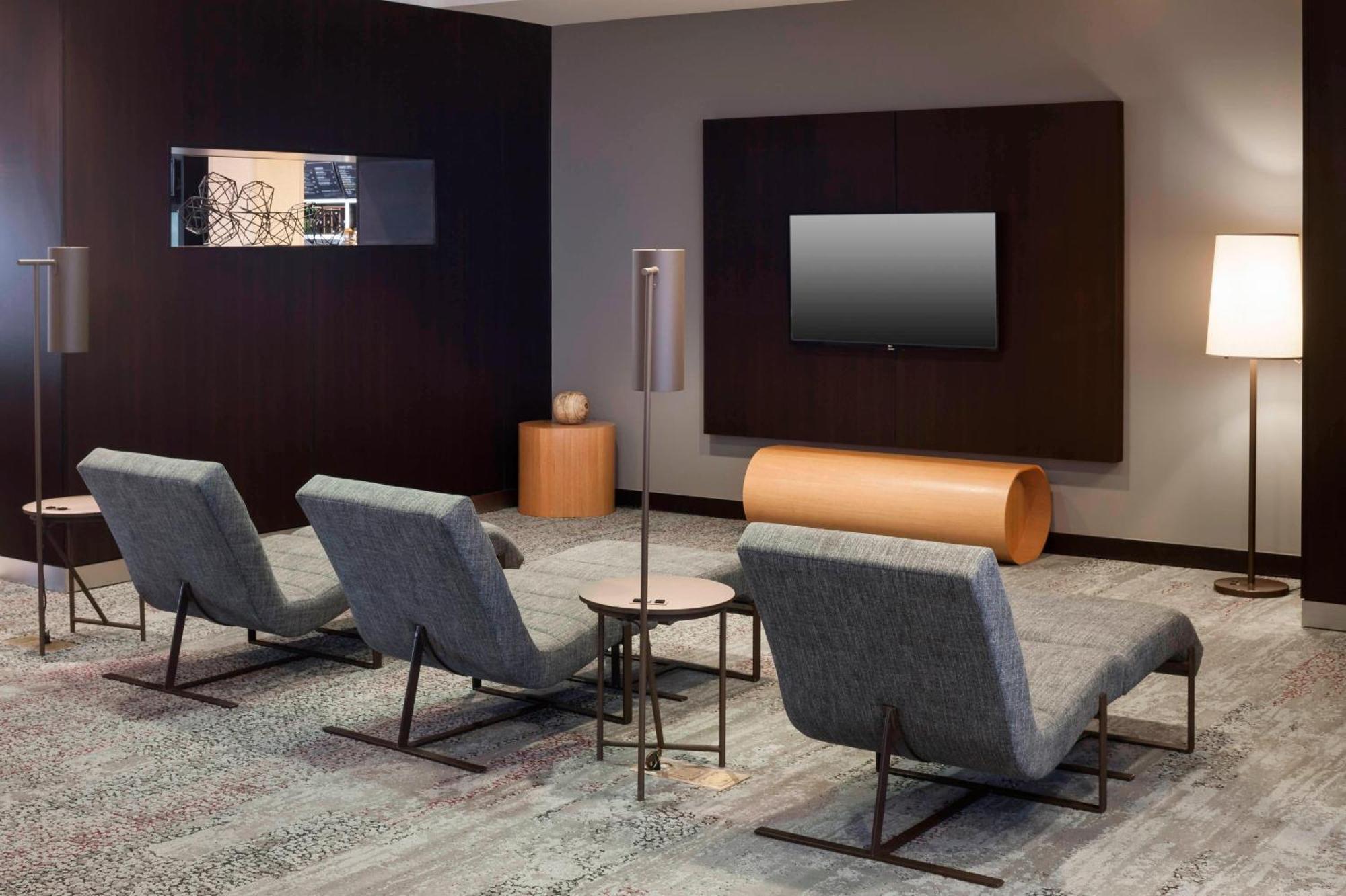 Courtyard Phoenix Chandler/Fashion Center Экстерьер фото